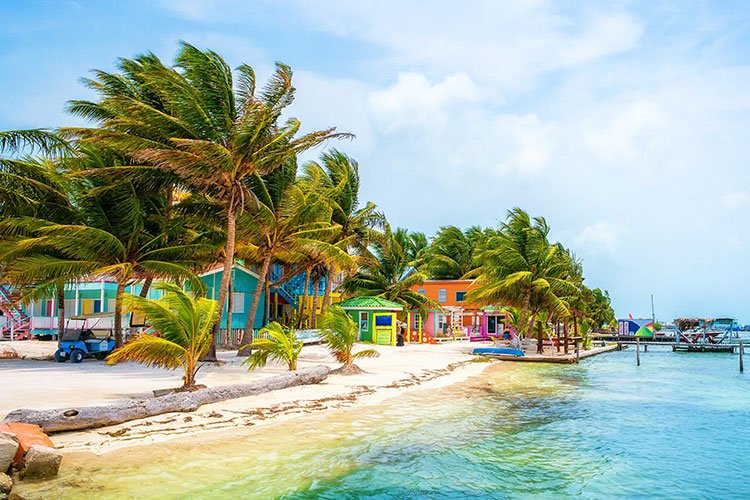 Belize is slated to reopen for tourists in late summer © Simon Velazquez / 500px
