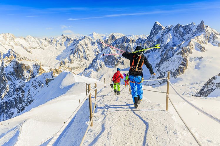 Going a little off-piste with your resort choice could result in significant savings © gorillaimages / Shutterstock