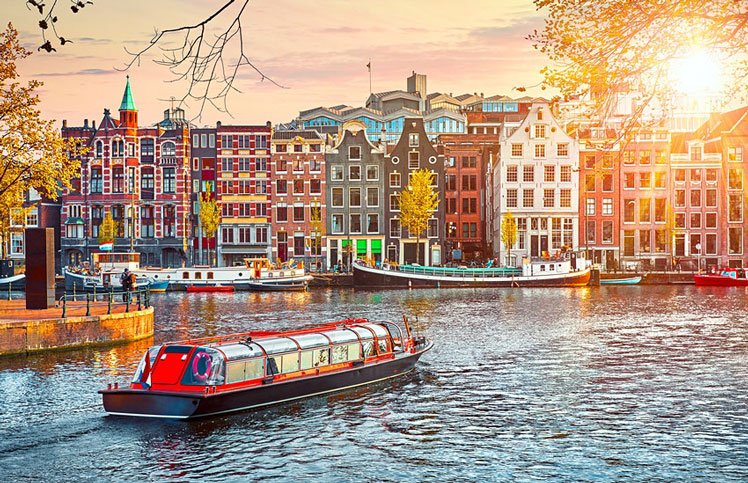 Visitors from outside the EU Schengen Zone will need to register to visit from 2023 ©Shutterstock