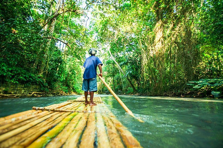 The program provides on-island health coverage © Pat Maguet/Shutterstock