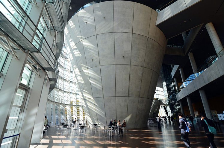 The National Art Center in Tokyo © Sira Anamwong / Shutterstock