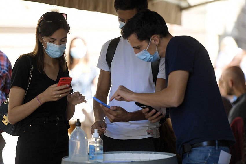 Applying for France's health pass as a non-EU tourists can be a little tricky ©Getty Images