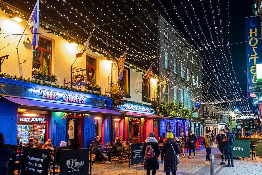 Traveling to Ireland for the holidays? New entry rules are in place from December 3 © Getty Images