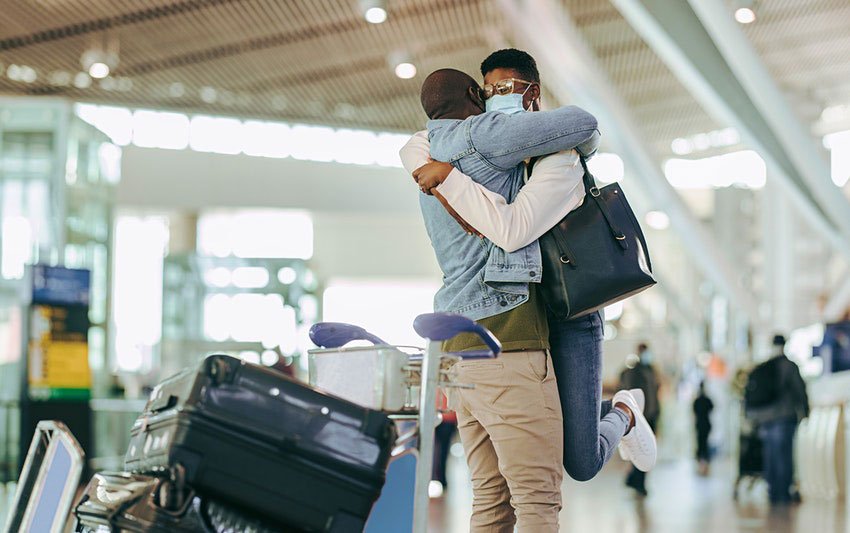 The United States will roll back travel restrictions on foreign nationals from 8 countries in southern Africa © jacoblund / Getty